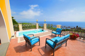 Villa La Timpa - antica e maestosa villa con jacuzzi privata con una meravigliosa vista sull'Etna e sul mare Acireale
